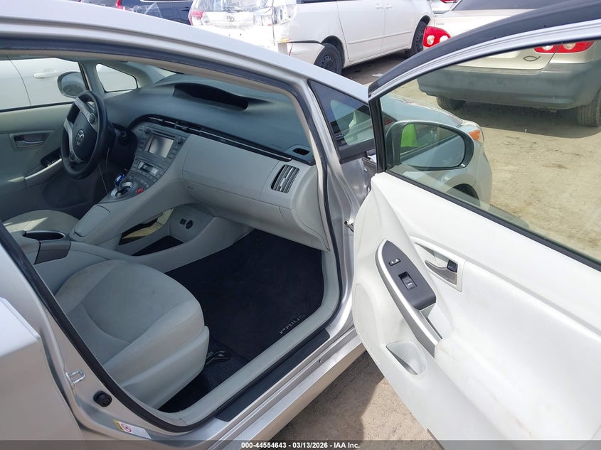 2013 Toyota Prius Two