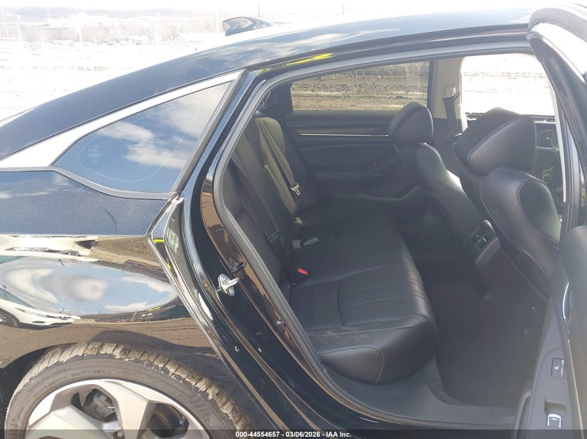 VIN 1HGCV2F91KA000278 2019 HONDA ACCORD TOURING 2.0T