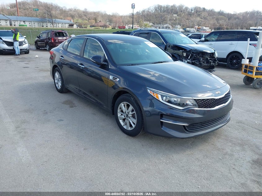 2017 Kia Optima Lx