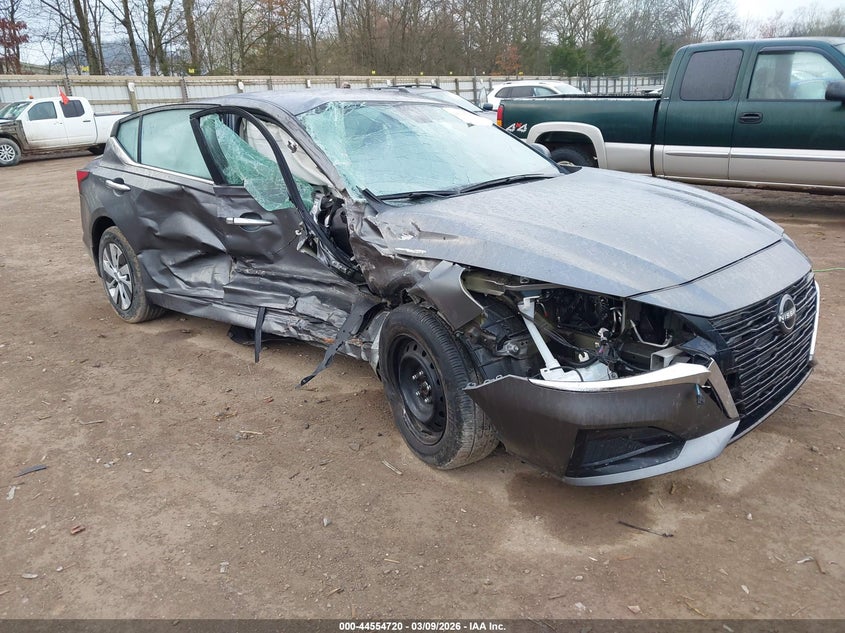 2024 Nissan Altima S Fwd