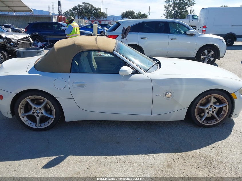 2006 BMW Z4 3.0Si VIN: 4USBU535X6LX01468 Lot: 44554902