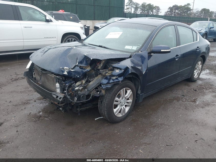 2010 NISSAN ALTIMA auction photo 2