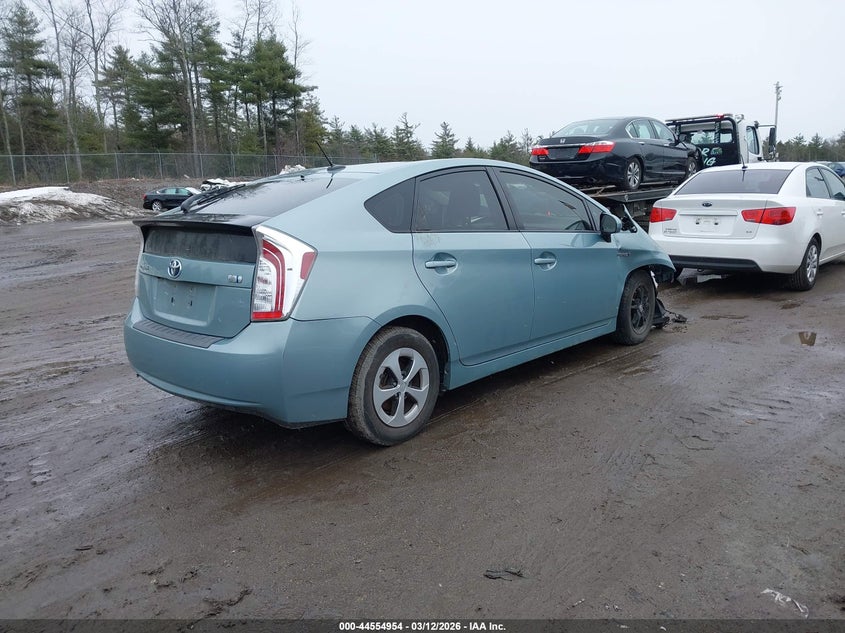 2013 Toyota Prius Three