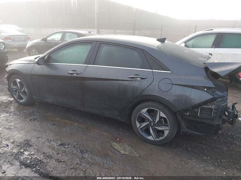 2022 Hyundai Elantra Limited