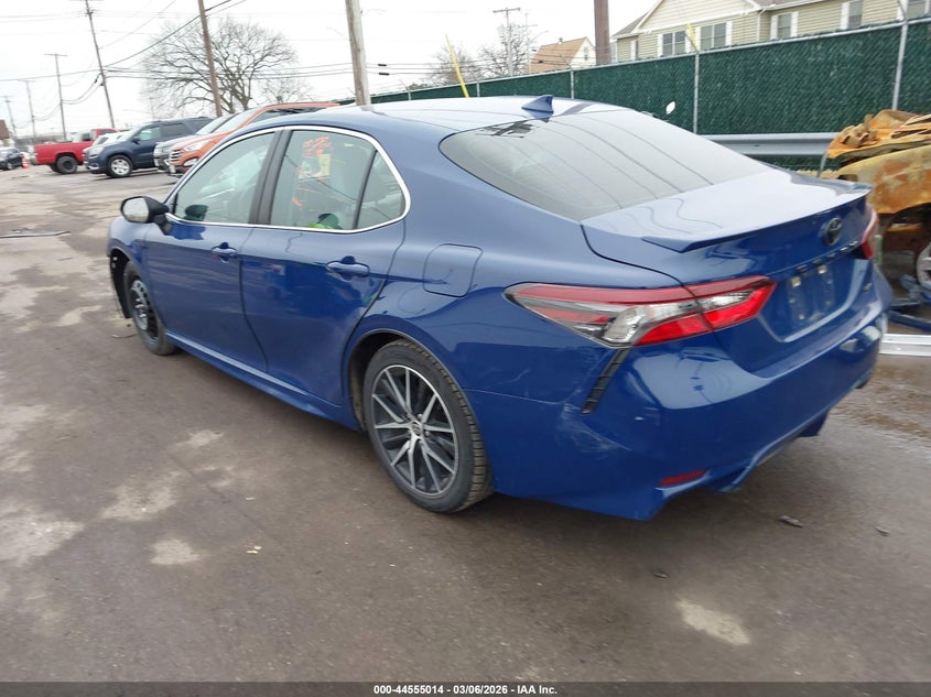 2023 Toyota Camry Se