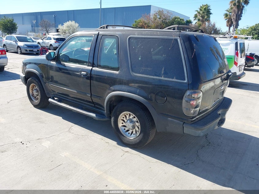2000 Ford Explorer Sport