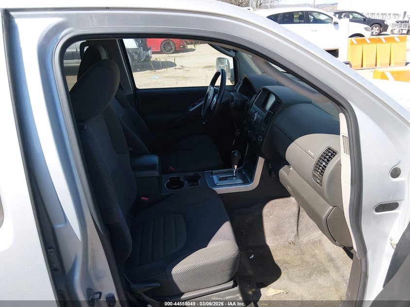 2011 Nissan Pathfinder Sv