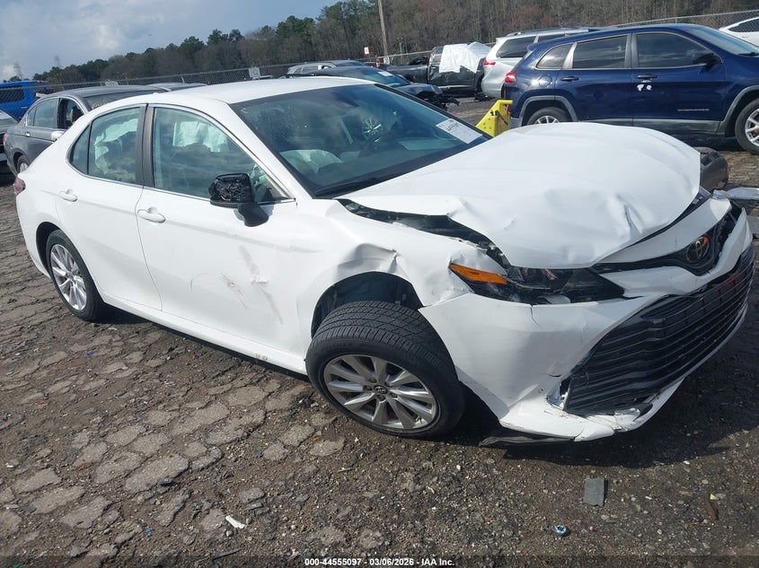 2019 Toyota Camry Le