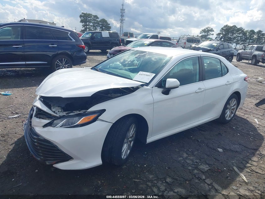 2019 Toyota Camry Le