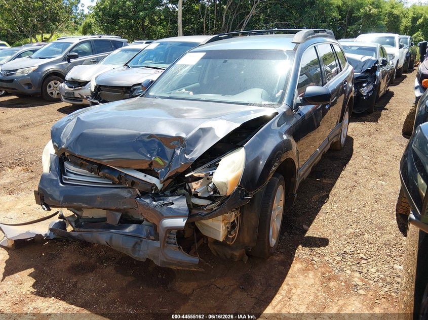 Vin: 4s4brccc8d3287514, lot: 45052022, subaru outback 2.5i premium 20132