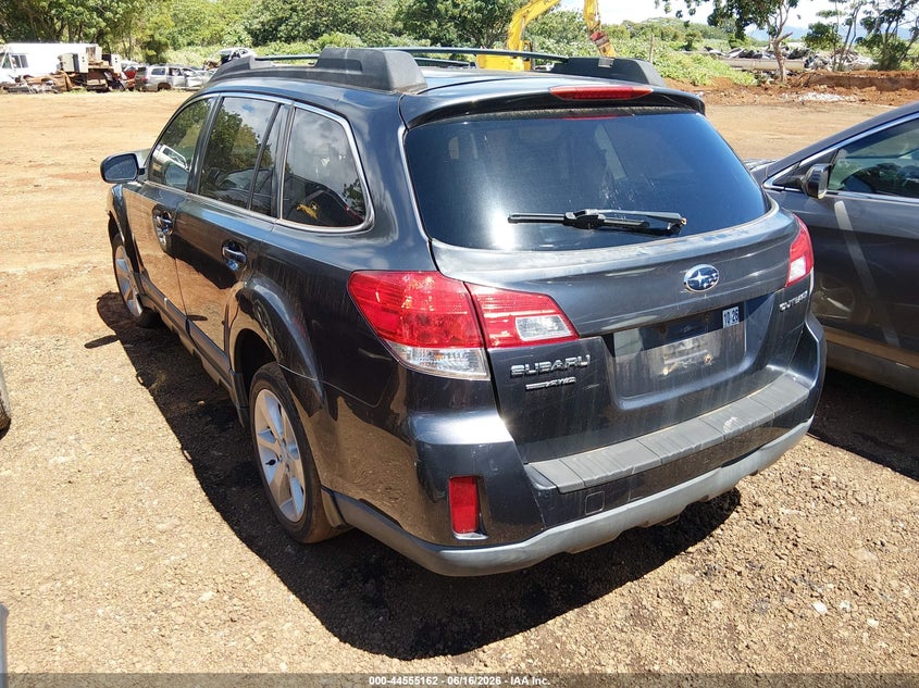 Vin: 4s4brccc8d3287514, lot: 45052022, subaru outback 2.5i premium 20133