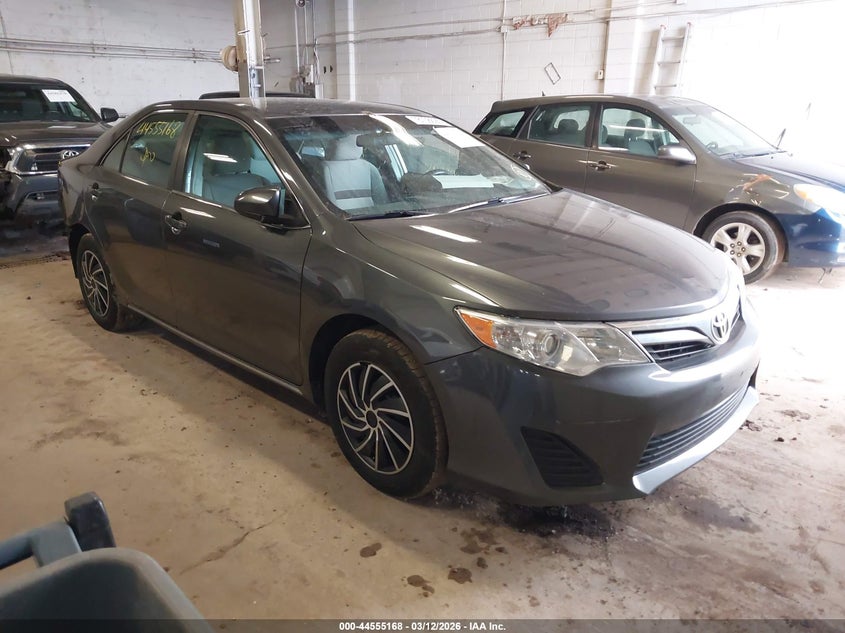 2013 Toyota Camry Le