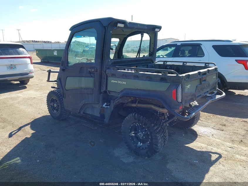 2025 JOHN DEERE GATOR XUV 845R UNKNOWN(VIN: 1M0845RAHSM011571