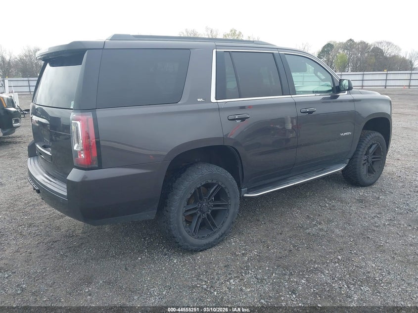 2018 GMC YUKON auction photo 4
