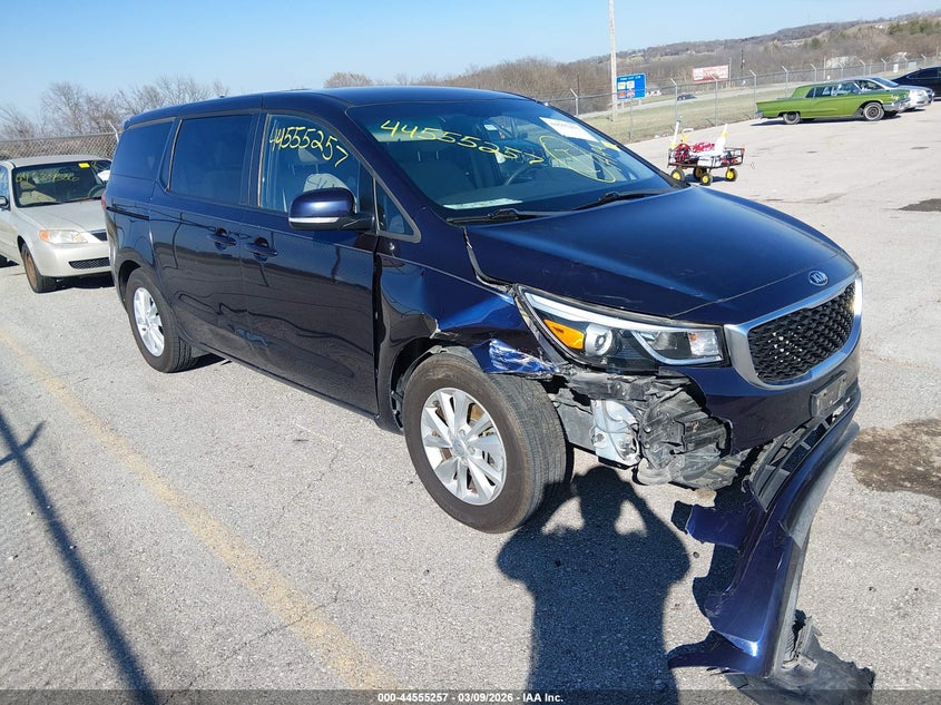 2018 Kia Sedona Lx