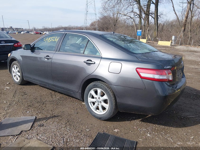 2011 Toyota Camry Le