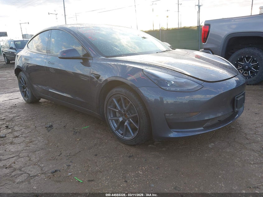 2022 Tesla Model 3 Long Range Dual Motor All-Wheel Drive