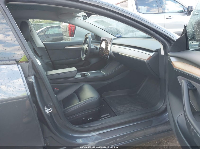 2022 Tesla Model 3 Long Range Dual Motor All-Wheel Drive