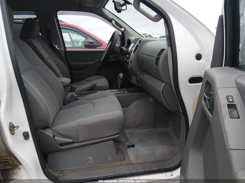 2017 Nissan Frontier Sv