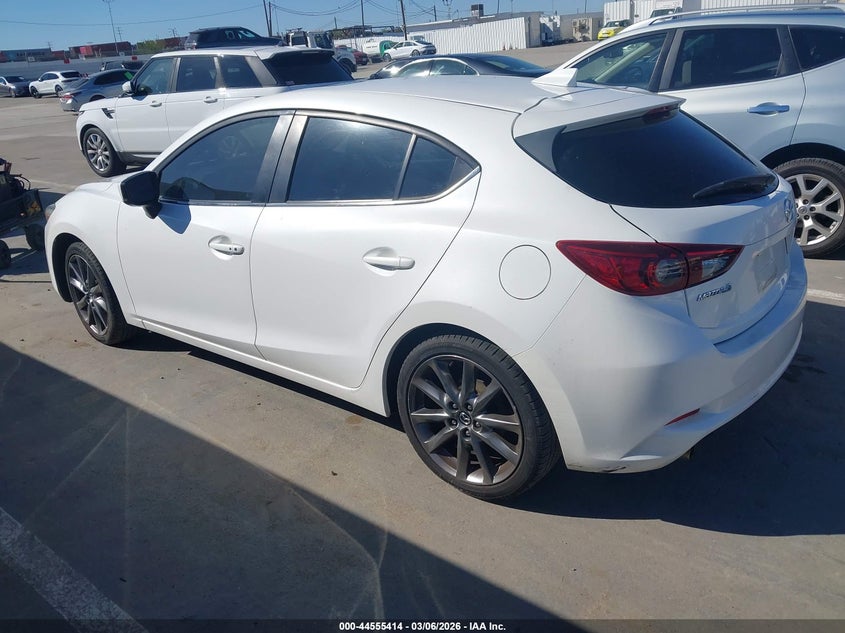 2018 Mazda Mazda3 Touring