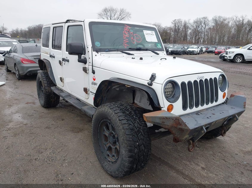 2011 Jeep Wrangler Unlimited Sahara