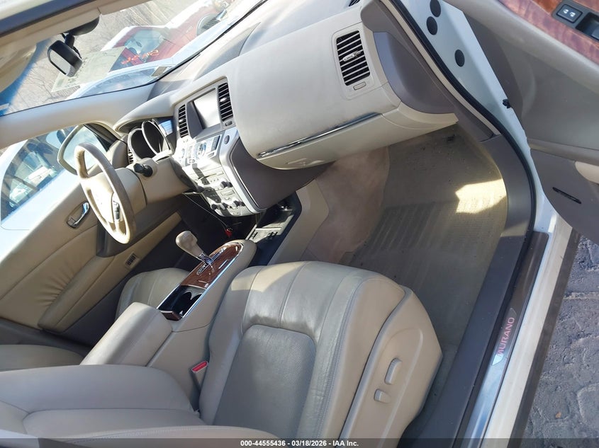 2010 Nissan Murano Le