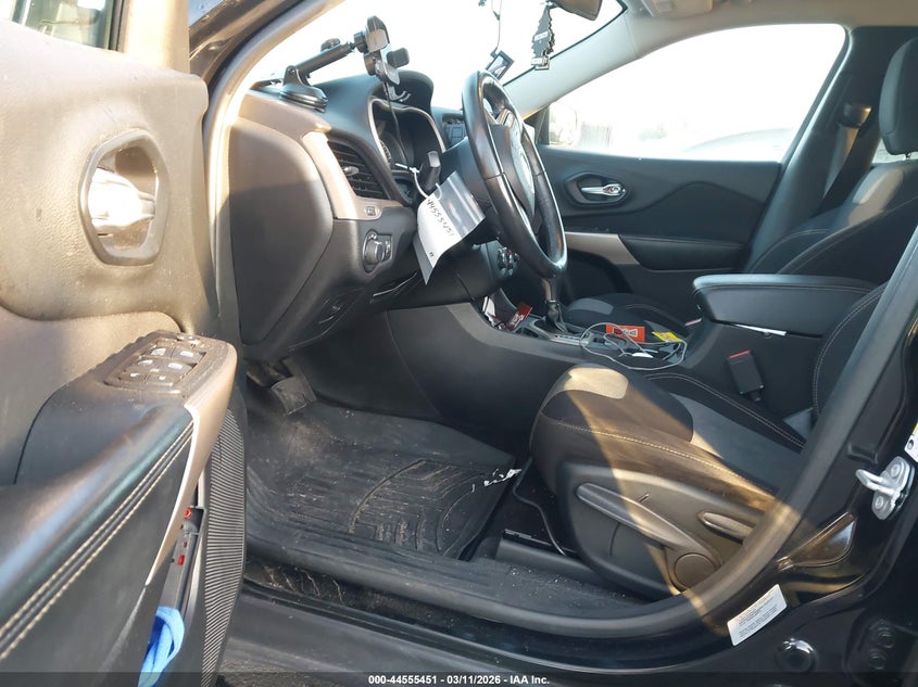 2017 Jeep Cherokee Altitude Fwd