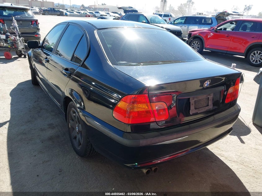 2004 BMW 325I