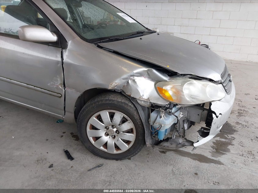 2004 Toyota Corolla Le VIN: 1NXBR38E84Z335825 Lot: 44555584