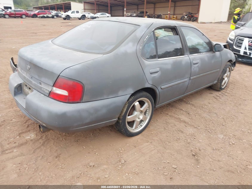 2000 Nissan Altima Gle/Gxe/Se/Xe