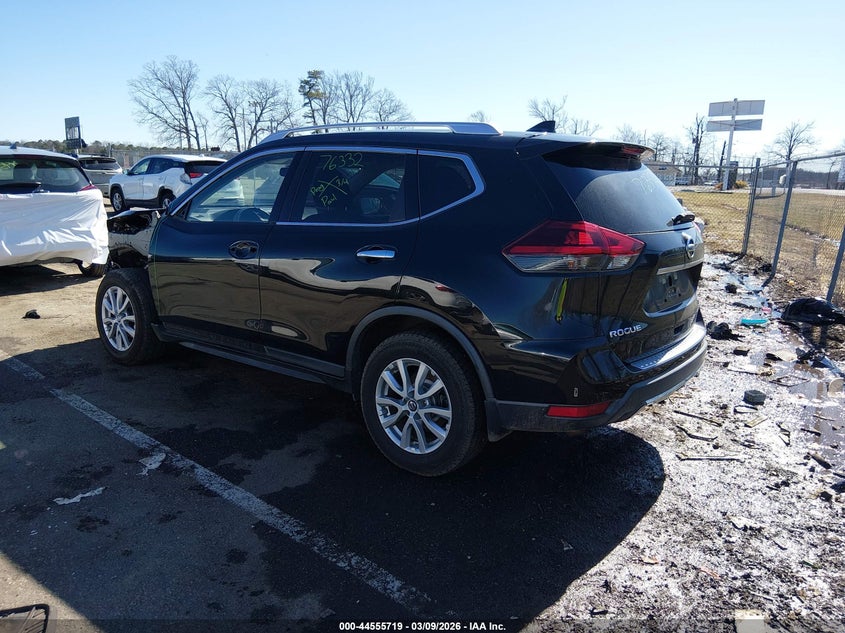 2018 Nissan Rogue Sv