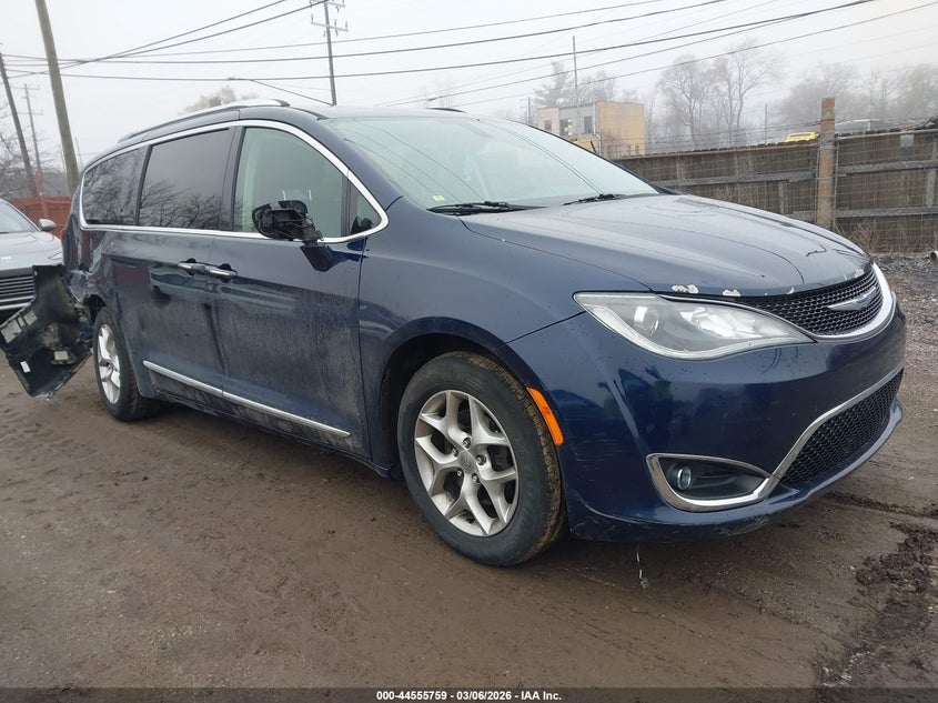 2018 Chrysler Pacifica Touring L Plus