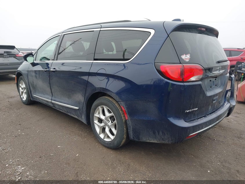 2018 Chrysler Pacifica Touring L Plus