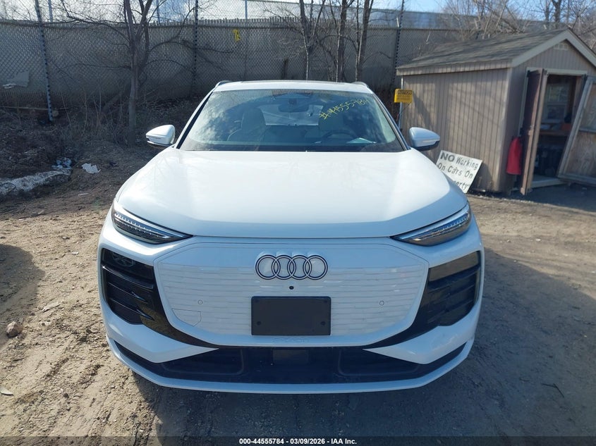 2025 Audi Q6 E-Tron Premium Plus Quattro VIN: WA124BGF5SA009111 Lot: 44555784