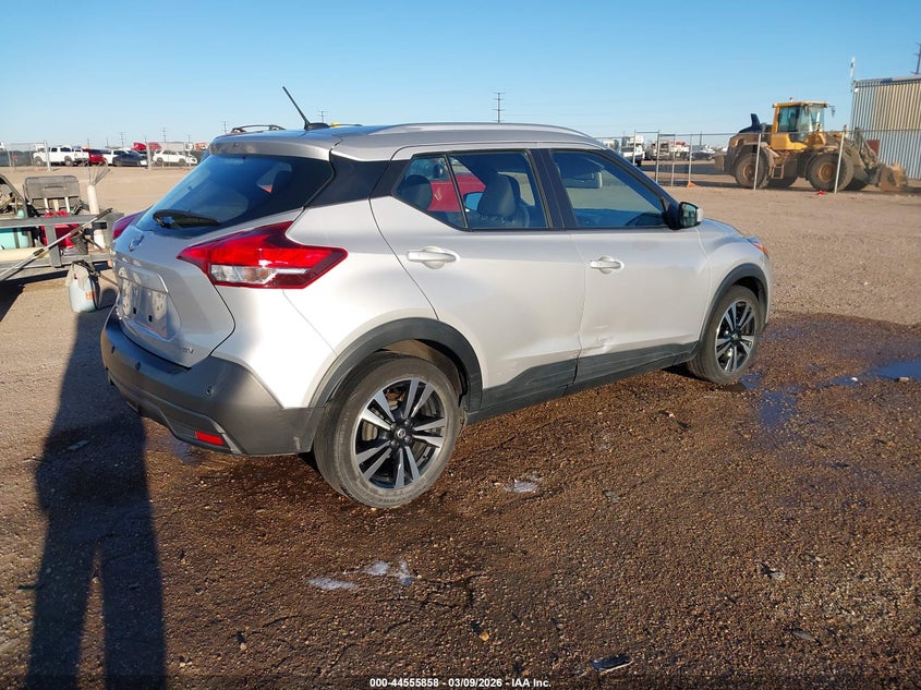 2020 Nissan Kicks Sv Xtronic Cvt