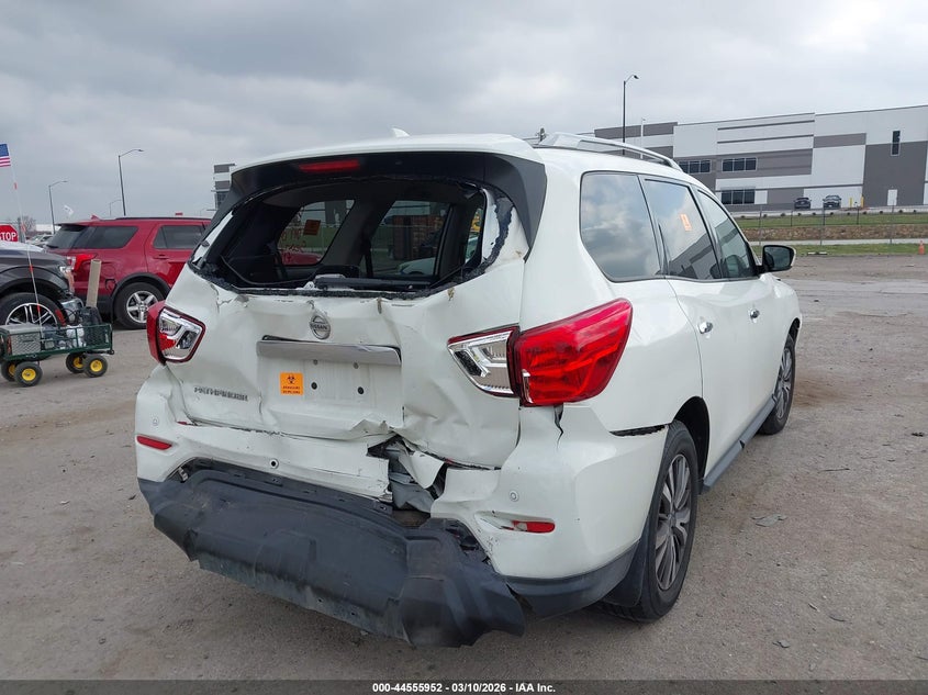 2020 Nissan Pathfinder S 2Wd