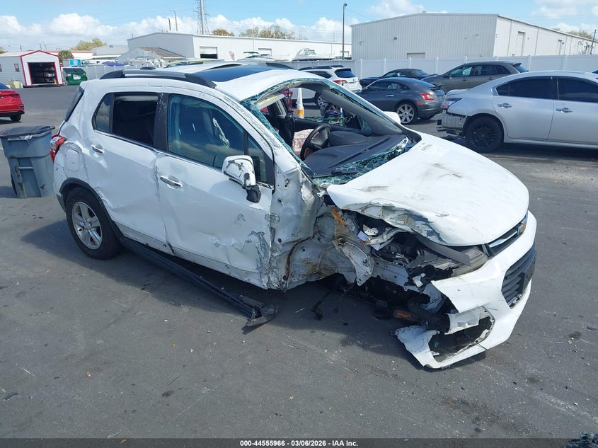 2017 CHEVROLET TRAX LT