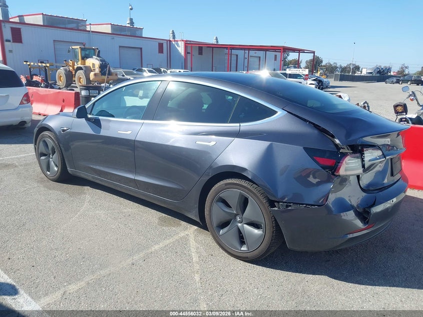 Vin: 5yj3e1eb1kf386432, lot: 45052893, tesla model 3 long range/performance 20193