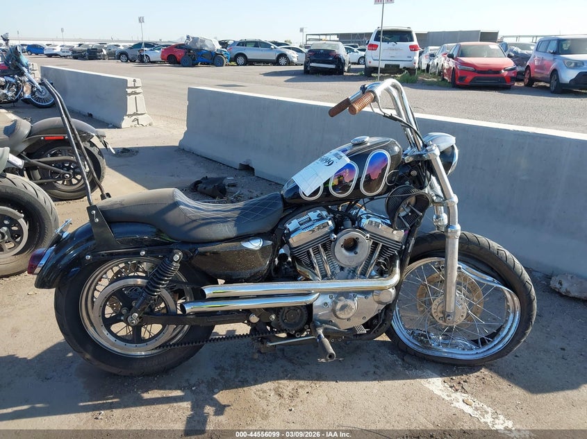 2007 Harley-Davidson Xl883 L VIN: 1HD4CR21X7K459598 Lot: 44556099