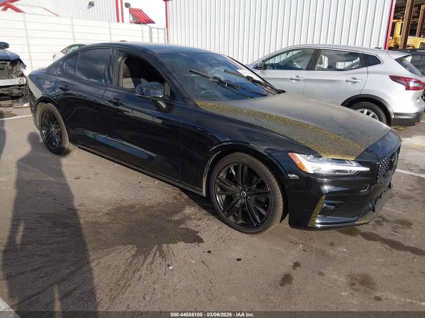 2024 Volvo S60 B5 Plus Black Edition