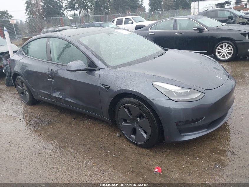 2022 Tesla Model 3 Long Range Dual Motor All-Wheel Drive