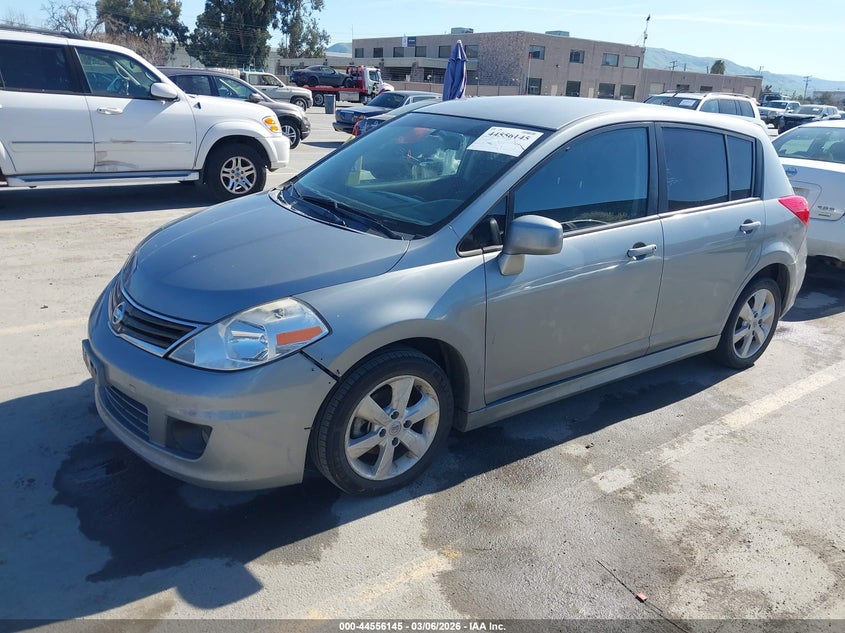 2011 Nissan Versa 1.8Sl