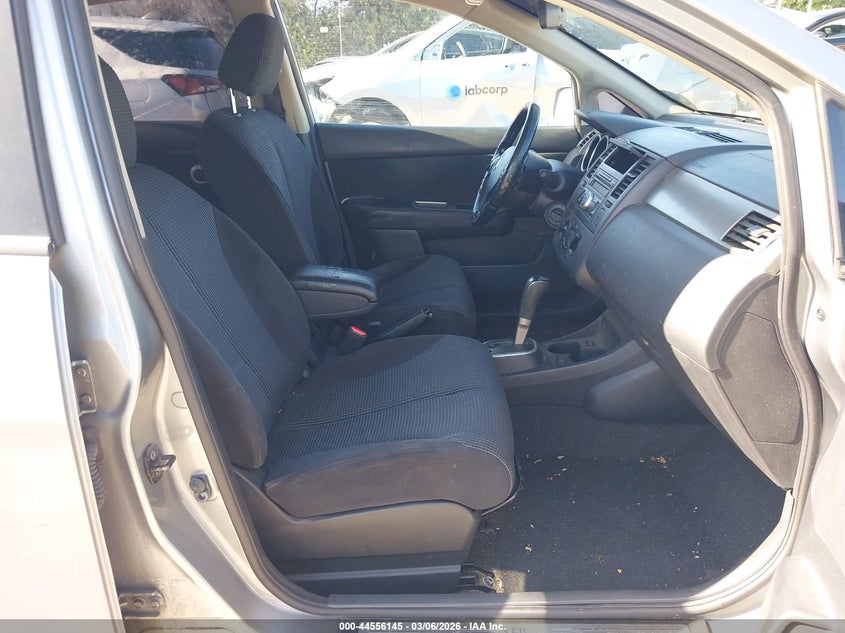 2011 Nissan Versa 1.8Sl