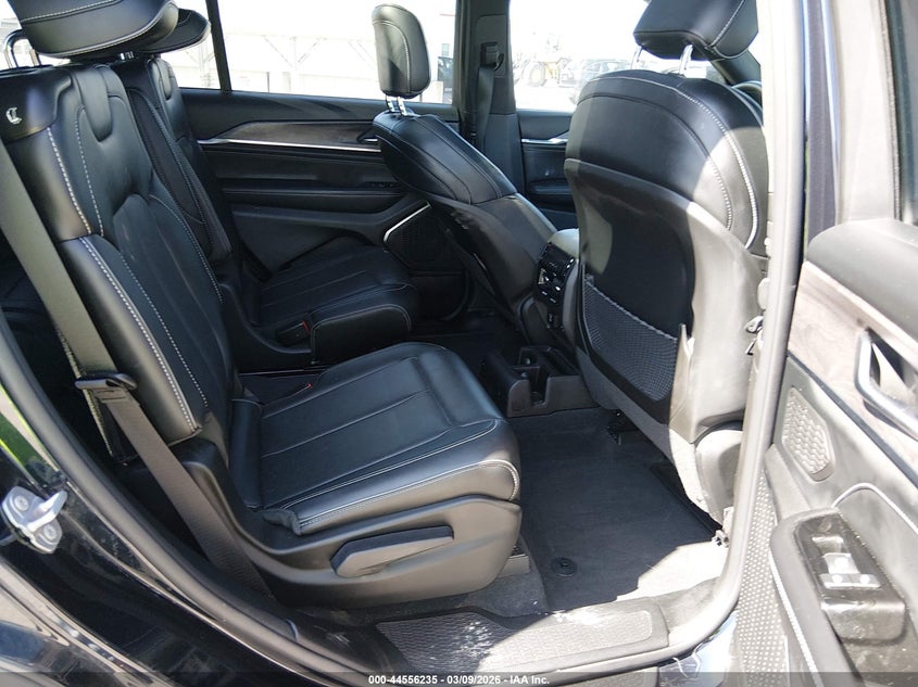 2023 Jeep Grand Cherokee L Overland 4X4 VIN: 1C4RJKDG8P8776170 Lot: 44556235