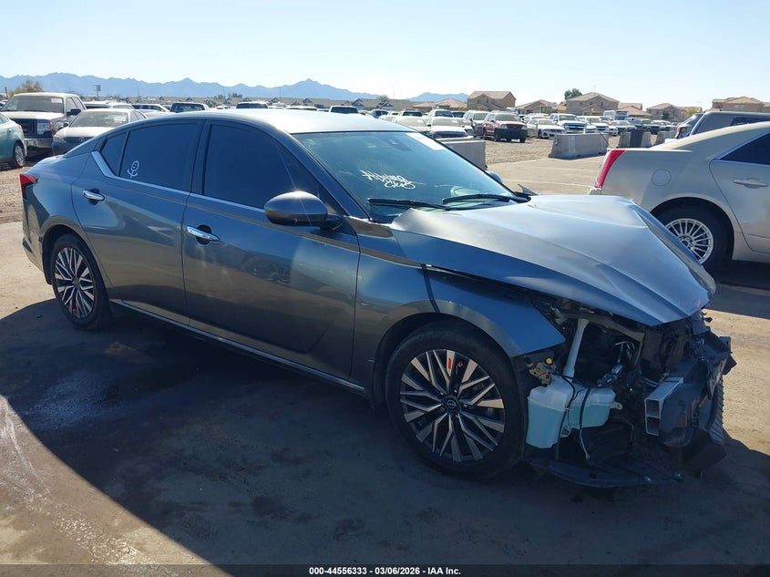 2023 Nissan Altima Sv Fwd