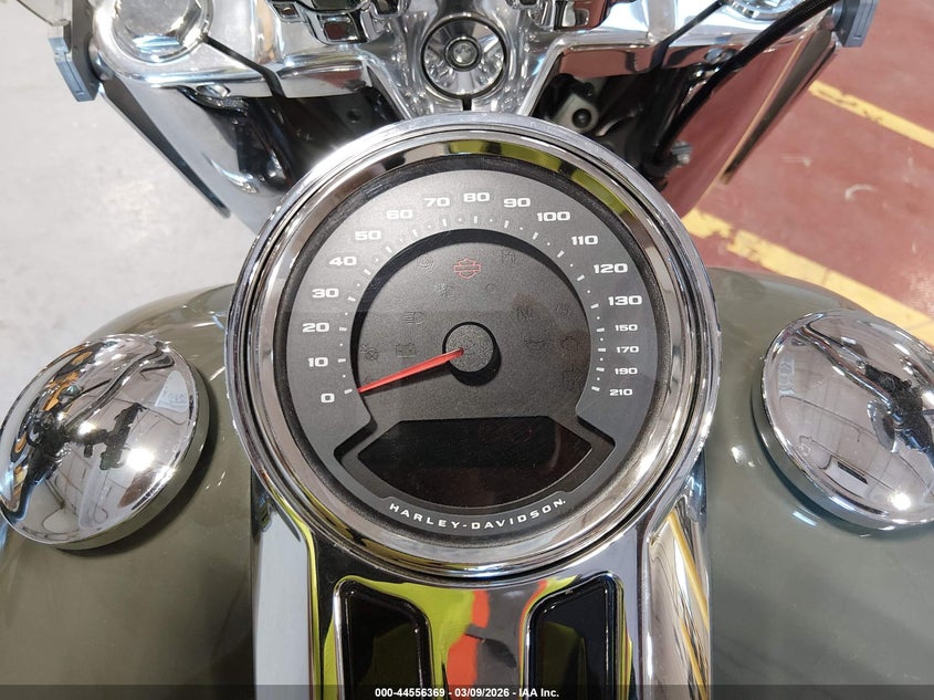 2021 Harley-Davidson Flfbs VIN: 1HD1YGK27MB027211 Lot: 44556369