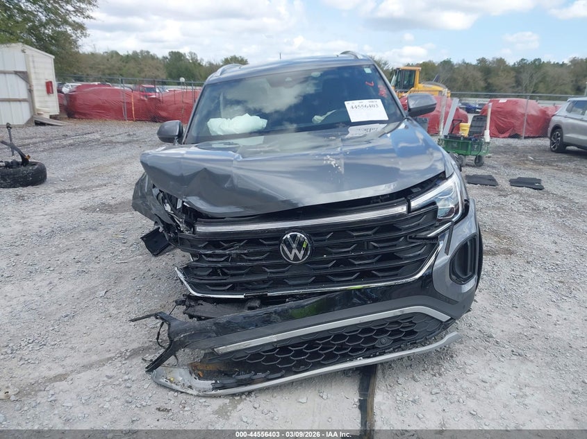 2024 Volkswagen Atlas Cross Sport 2.0T Se W/Technology VIN: 1V2JE2CA5RC256568 Lot: 44556403