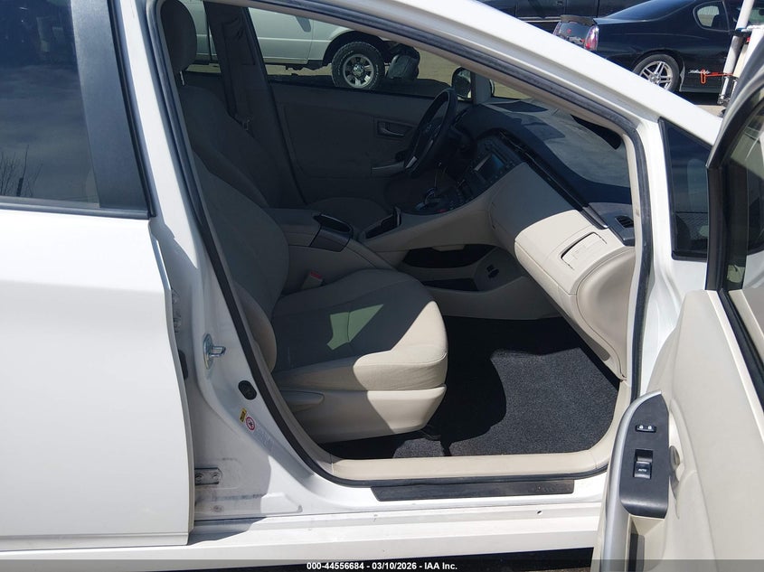 2014 Toyota Prius Three