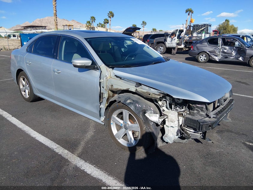 2013 Volkswagen Passat 2.5L Se