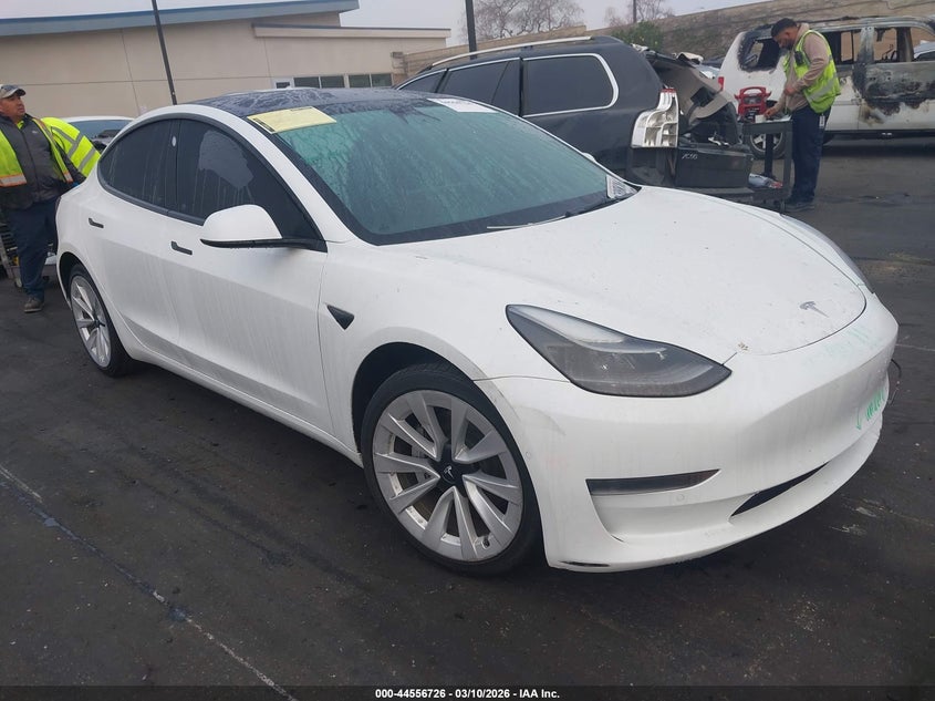 2022 Tesla Model 3 Rear-Wheel Drive